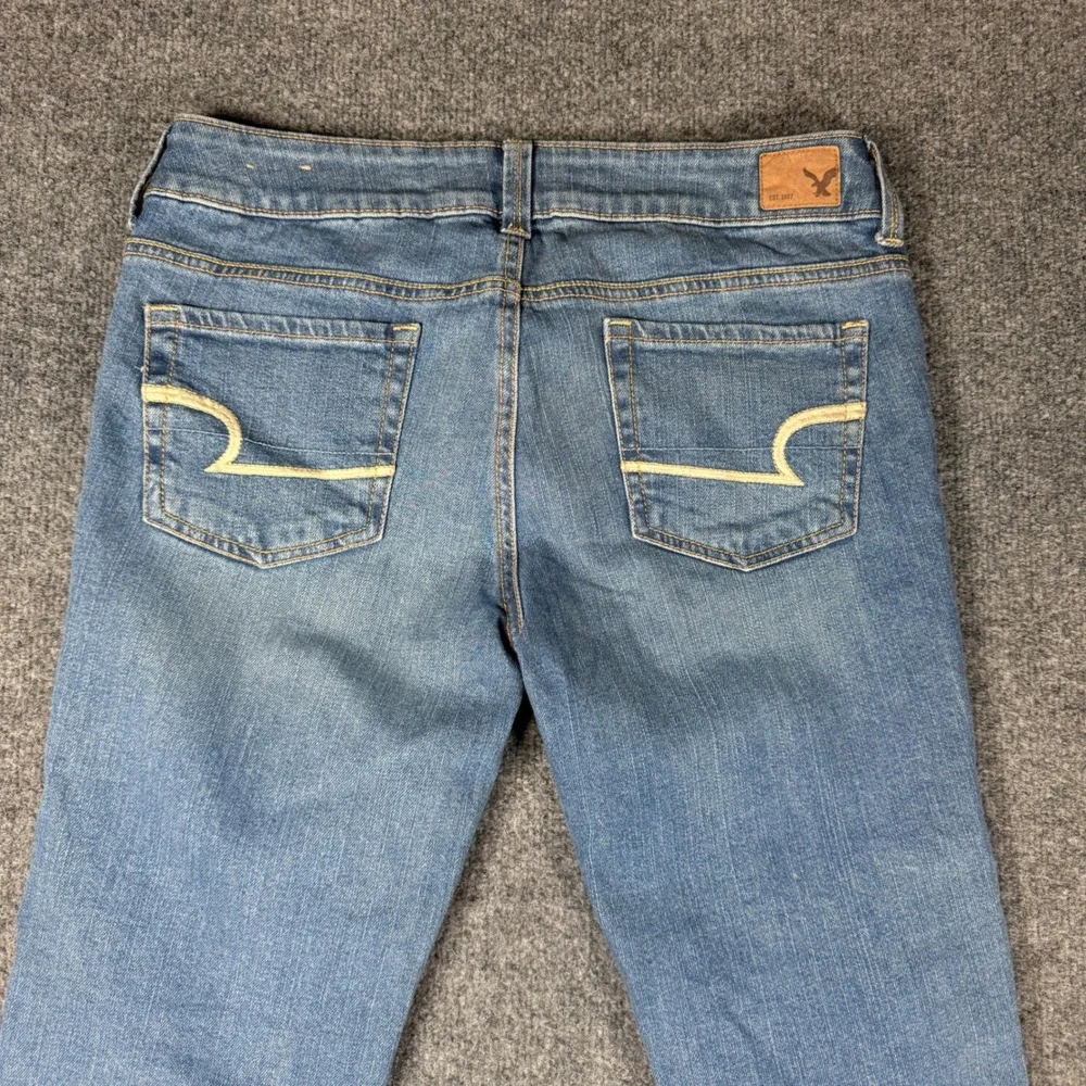 American Eagle Artist Crop Stretch Jeans 10 Medium Wash Mid Rise Cropped Womens